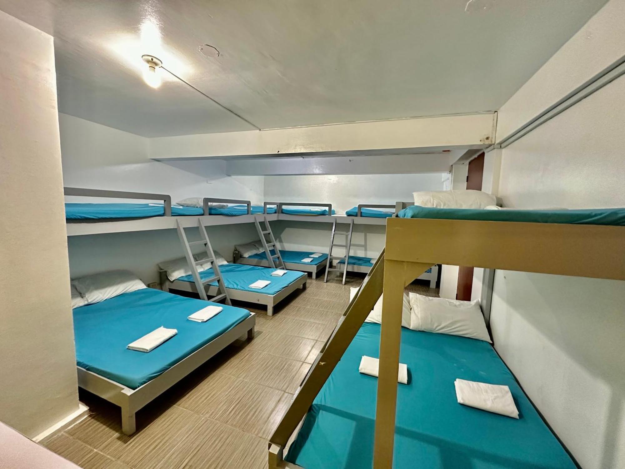 Wendy's Apartelle 2*