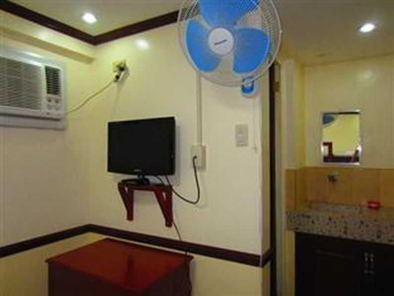 Wendy's Apartelle Inn