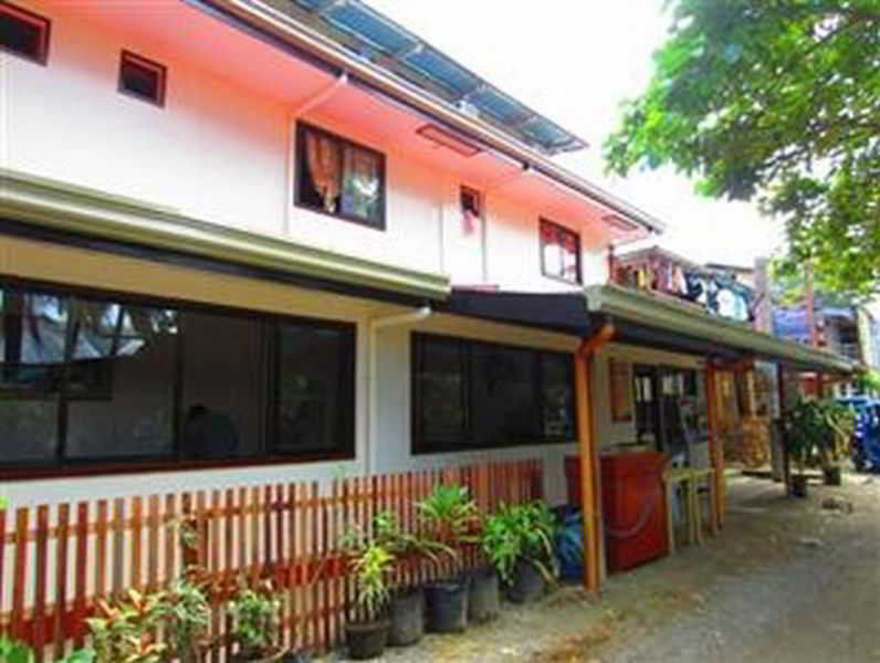 Wendy's Apartelle Inn