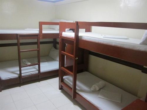 Inn Wendy's Apartelle 2*