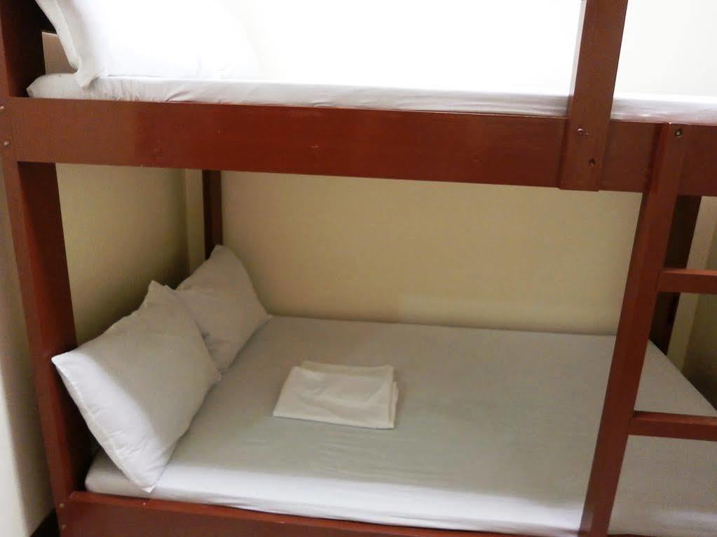 Wendy's Apartelle 2*