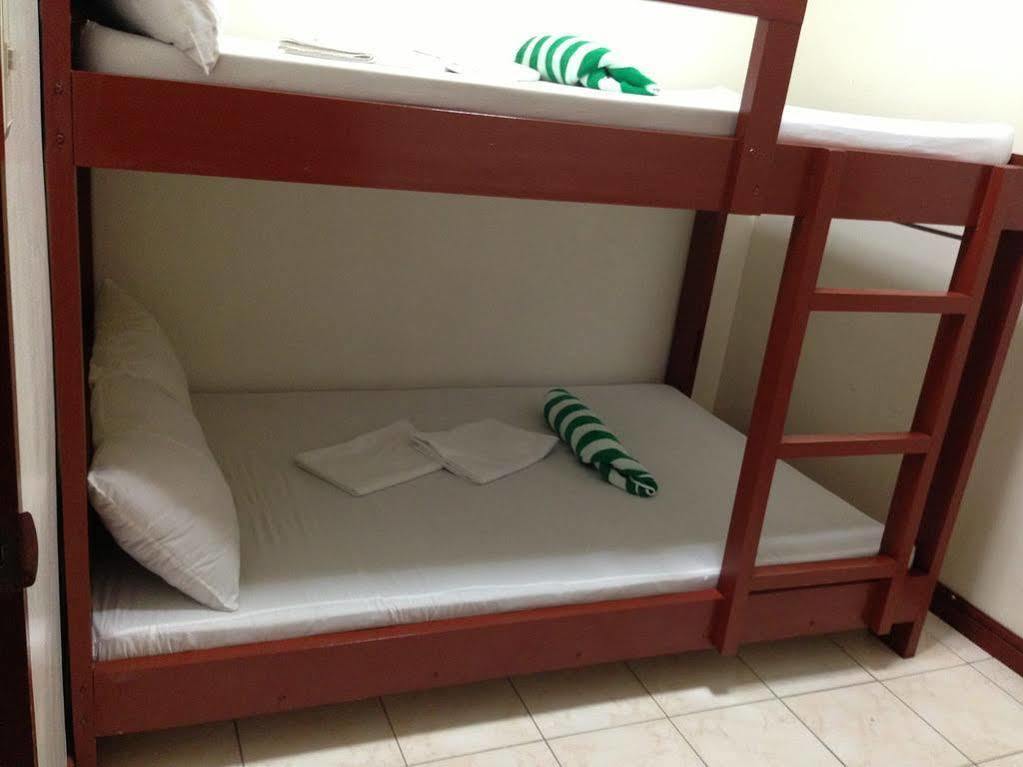 Wendy's Apartelle 2*